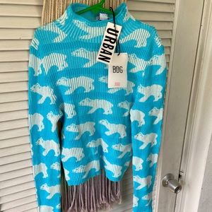 BDG Urban Outfitters long sleeve turtleneck with cute polar bear print.